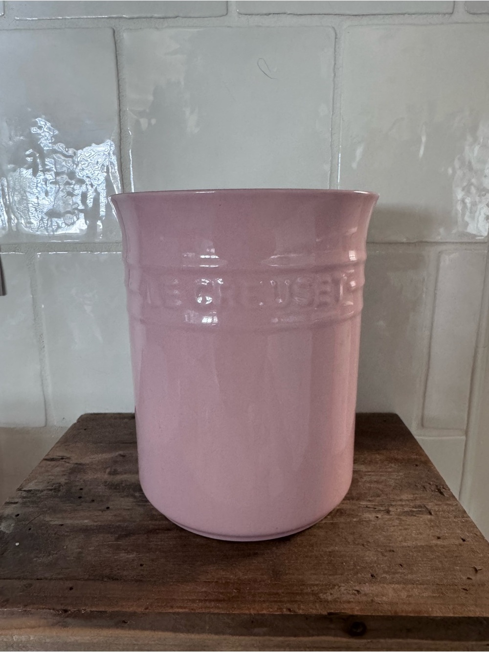 Le Creuset Stoneware Small Utensil Crock Pink
